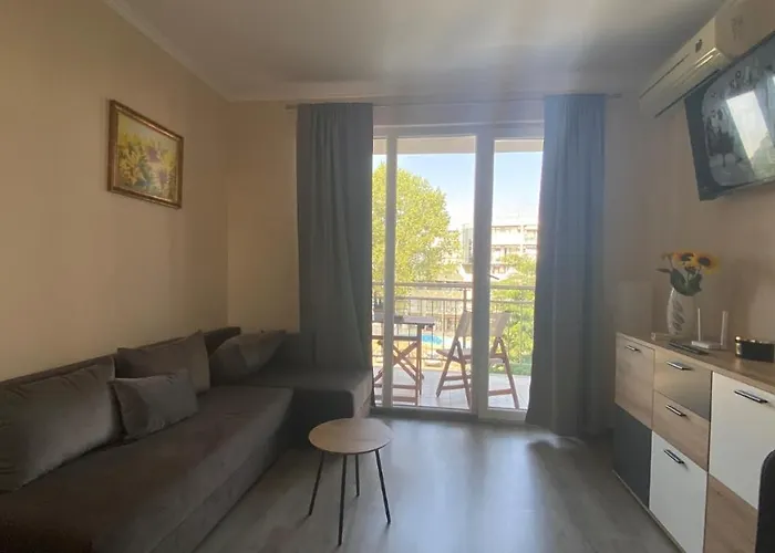 Bratanov Vip Vision Апартамент