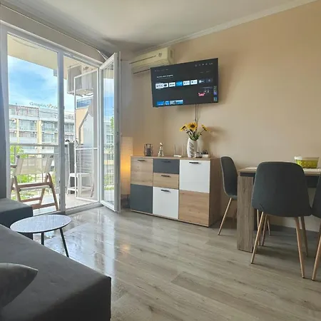 Bratanov Vip Vision Апартаменти Сонячний Берег