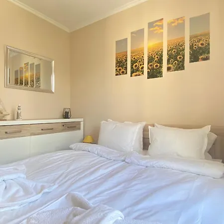 Апартаменти Bratanov Vip Vision Сонячний Берег