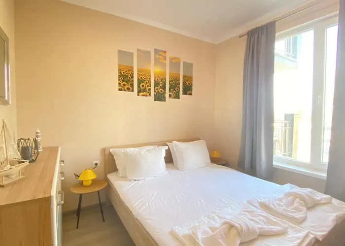 Bratanov Vip Vision Апартаменти *