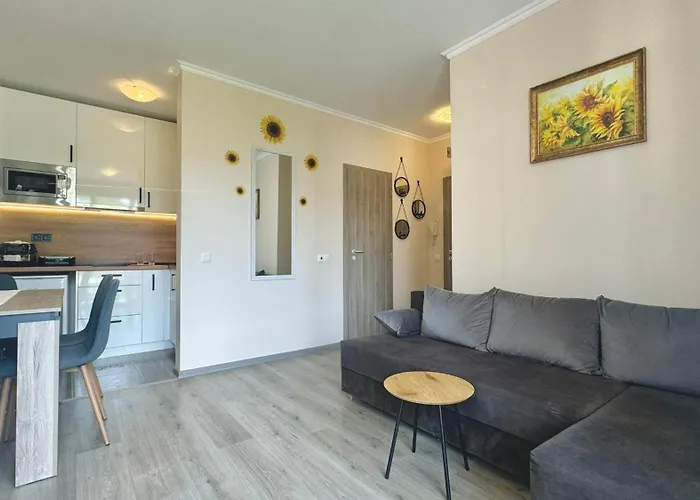 Bratanov Vip Vision Апартаменти